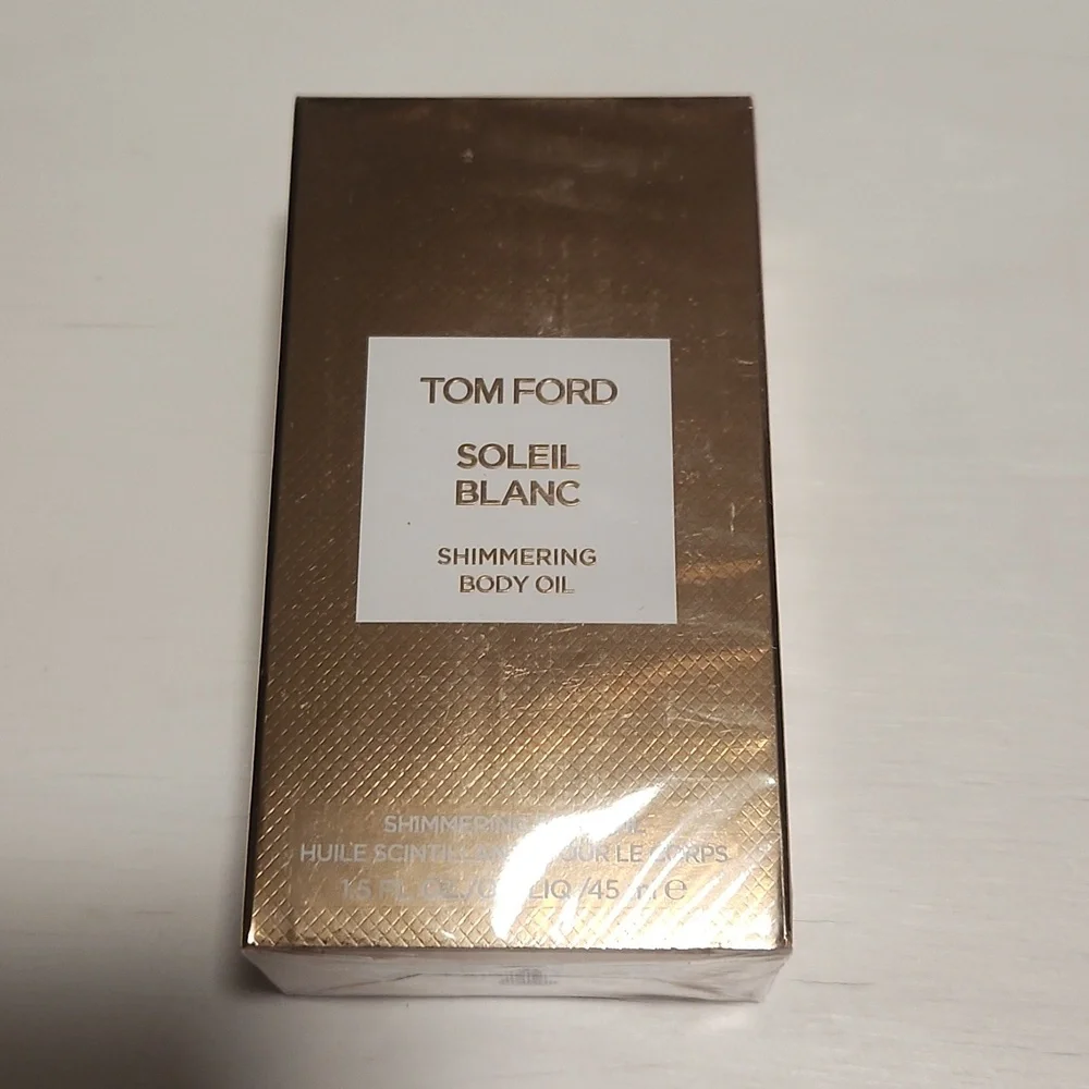 TOM FORD Soleil Blanc Shimmering Body Oil 1.5 oz - Picture 4 of 7